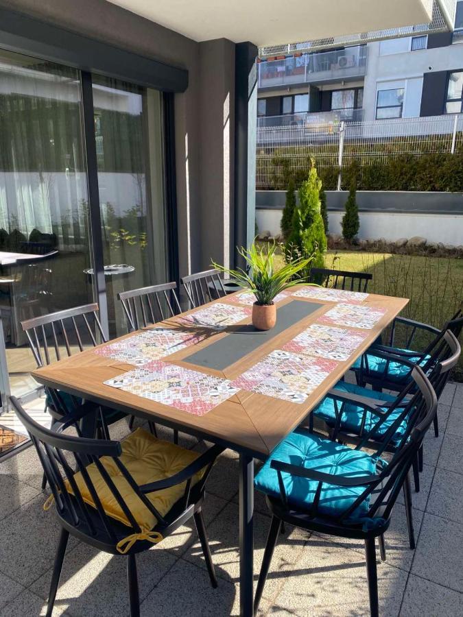 7Th Sense Boutique Apartments София Екстериор снимка