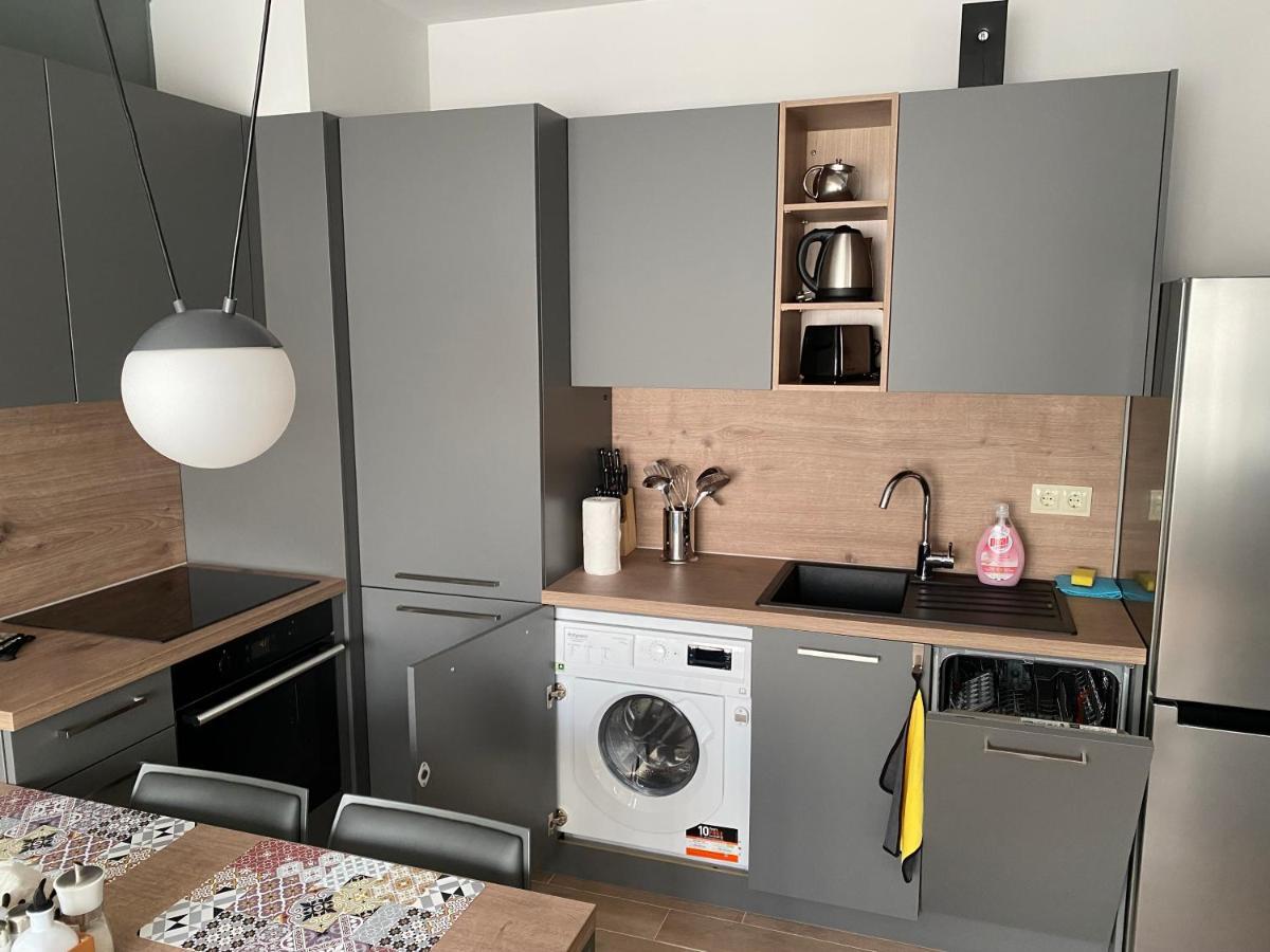 7Th Sense Boutique Apartments София Екстериор снимка