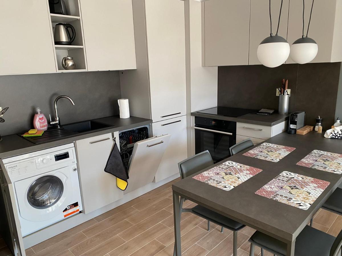 7Th Sense Boutique Apartments София Екстериор снимка